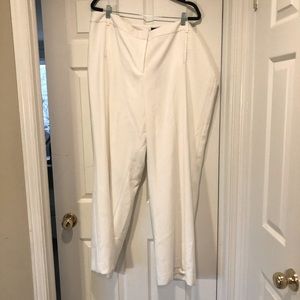 Winter white women’s workwear pants. New with tags